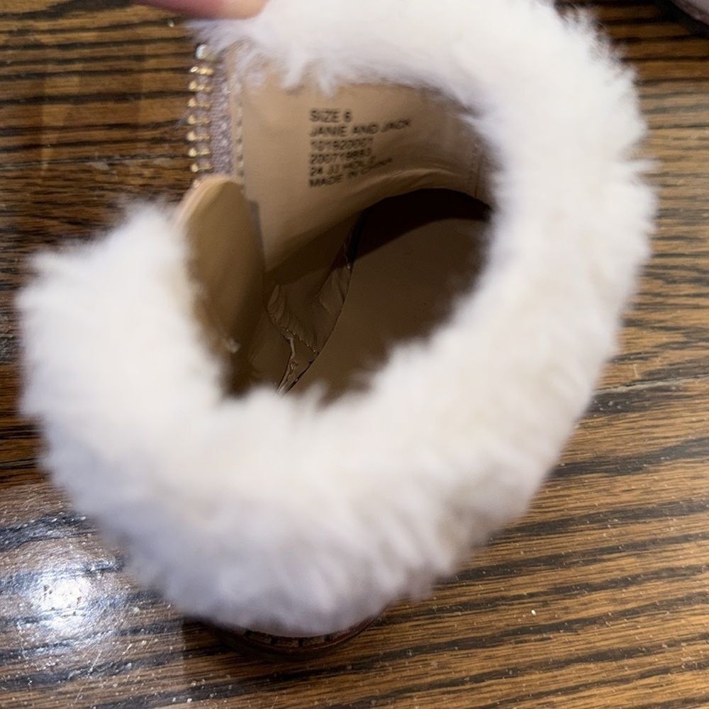 Janie & Jack Faux Fur Lined Suede Boots 6C - Picture 7 of 8